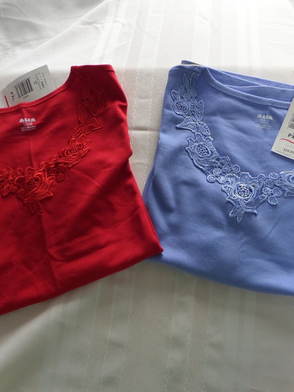 Alia  Lot of 2 Sleeveless Tops 100% Cotton 1 Red 1 Blue Size XL Petite NWT